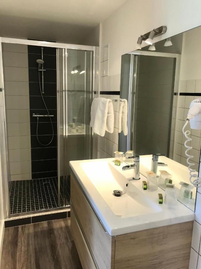 Le Clos Fleuri - Maison Vigier Maringues Eksteriør bilde